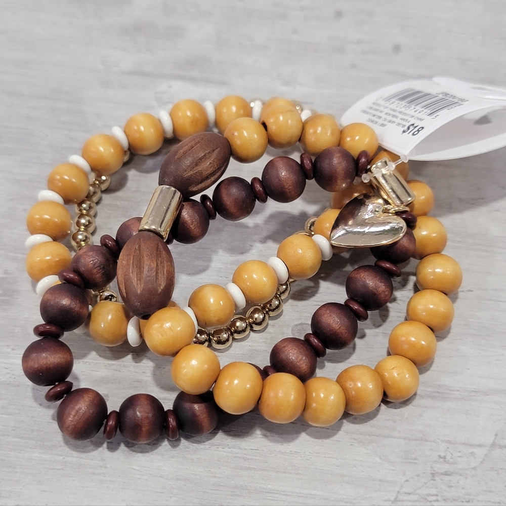 NWT Joe Fresh Beaded Bracelet Set Wooden Stackable Heart Charm Stretchy Boho - Picture 9 of 14